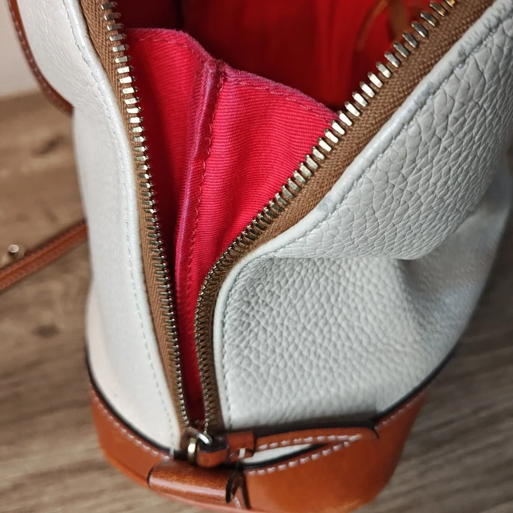Dooney &‎ Bourke Zip Zip Satchel Cream Tan Pebbled Grain Leather Bag